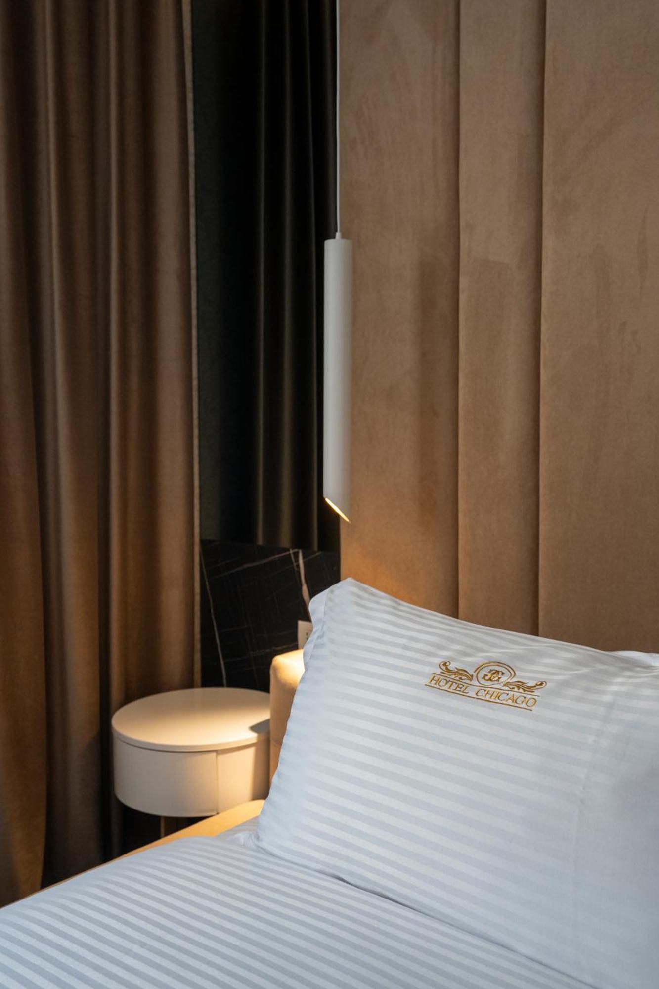 שקודר Hotel Chicago מראה חיצוני תמונה